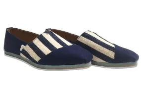 Atoms Stripes