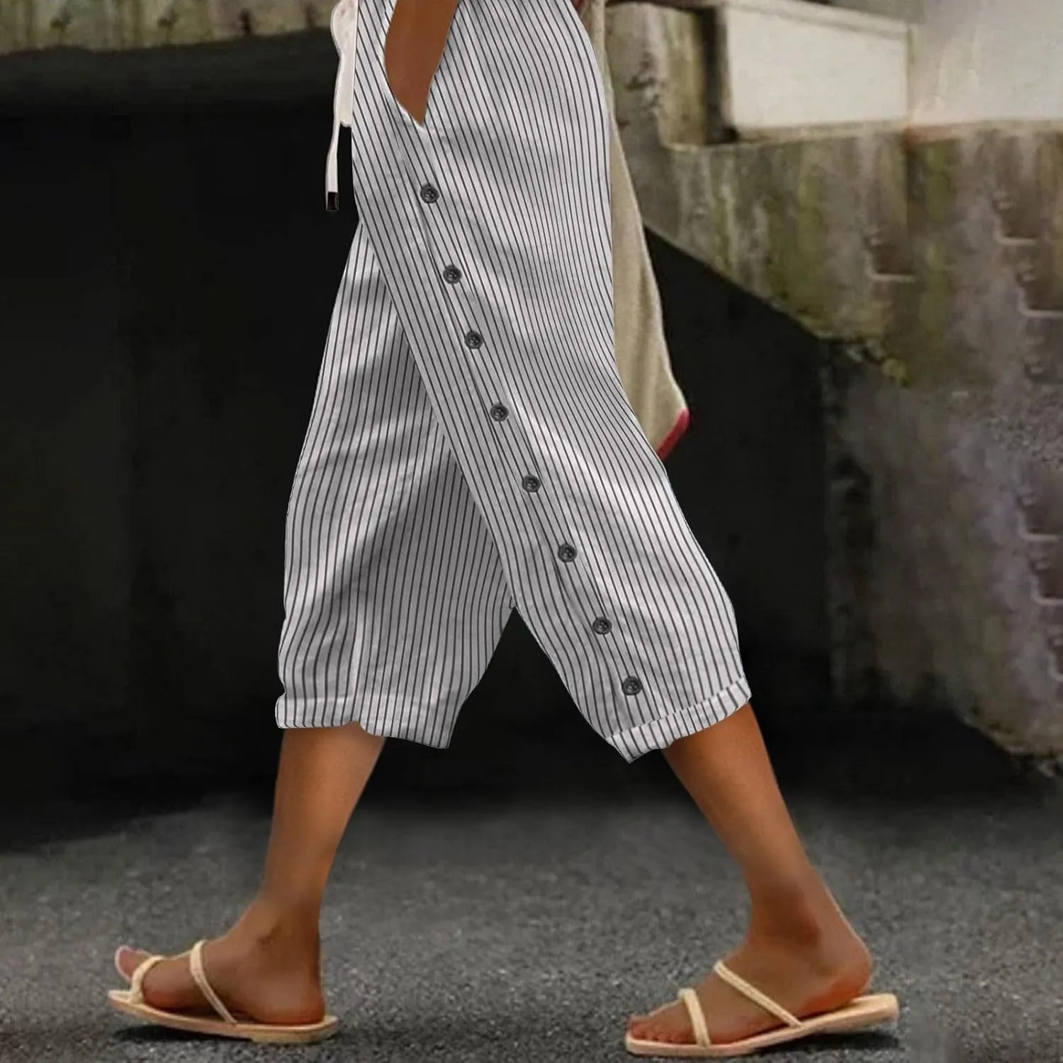 fanmpghleoo Linen Capris for Women Cropped Drawstring Linen Striped Pants Loose Fit Comfy Wide Leg Lounge Pants with Pockets