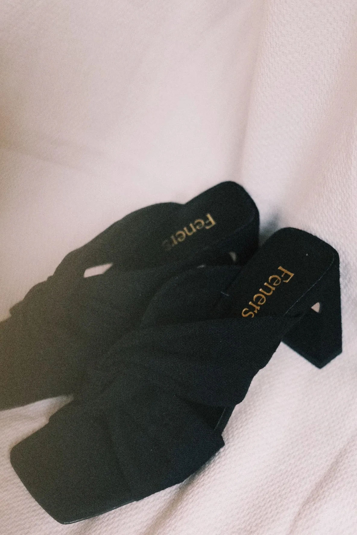 sandal - enchante - black